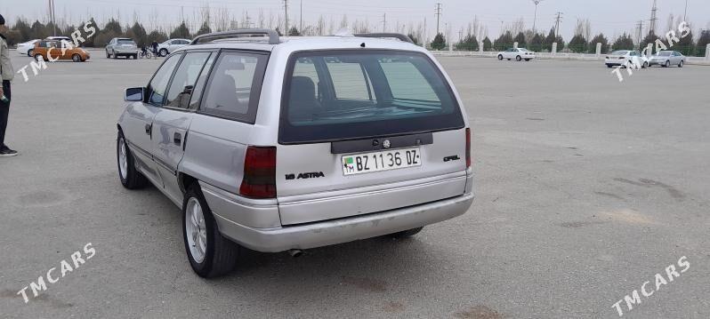 Opel Astra 1993 - 32 000 TMT - Дашогуз - img 3