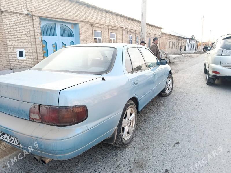 Toyota Camry 1993 - 85 000 TMT - Сакар - img 3