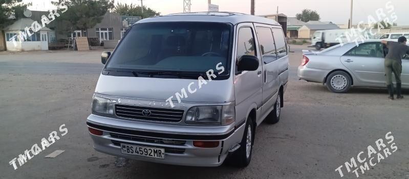 Toyota Hiace 1991 - 70 000 TMT - Мары - img 4