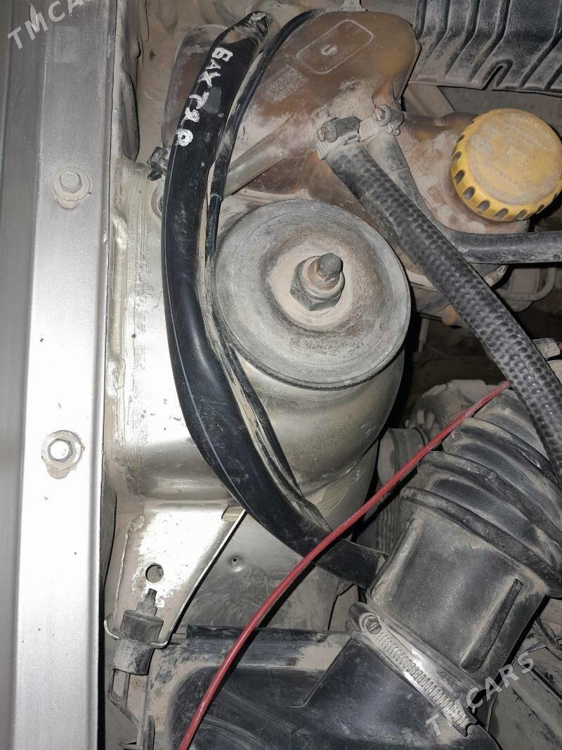 Opel Vectra 1994 - 47 000 TMT - Гурбансолтан Едже - img 8