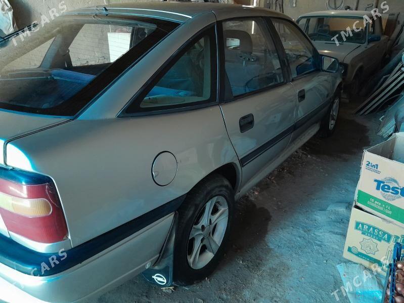 Opel Vectra 1994 - 47 000 TMT - Гурбансолтан Едже - img 2