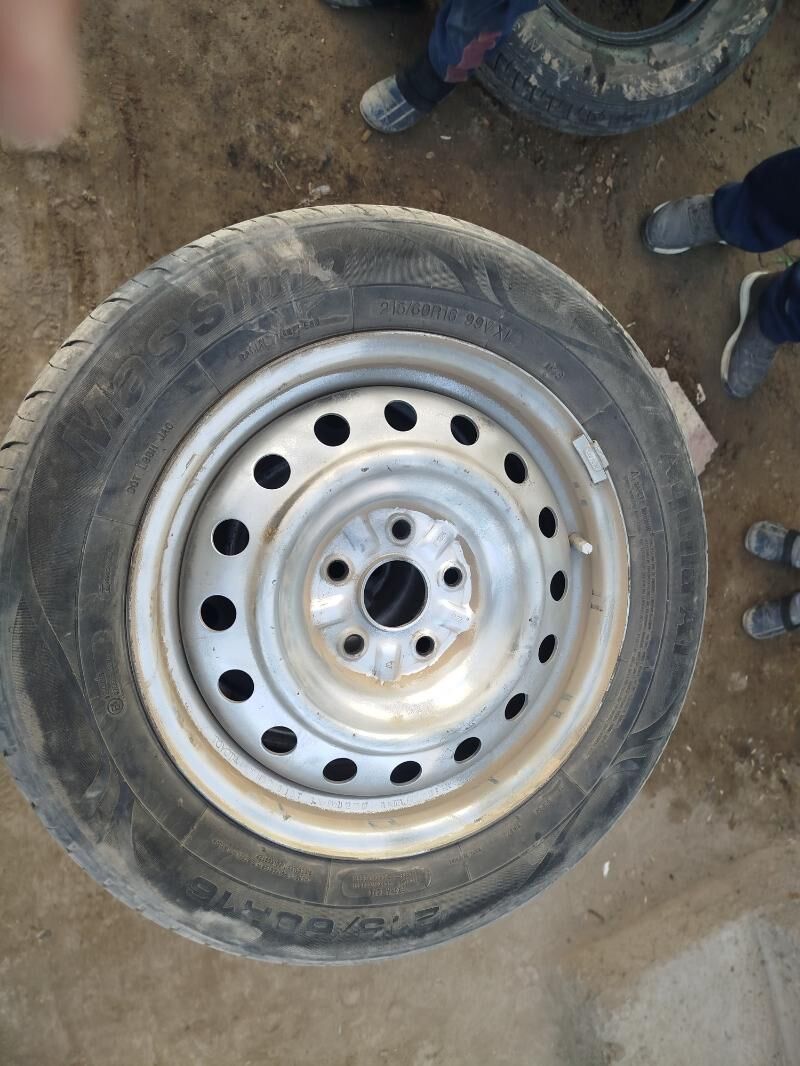 okuz kelle radnoy diska 2 000 TMT - Garabekewül - img 4