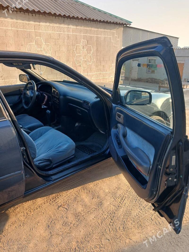 Toyota Camry 1993 - 102 000 TMT - Mary - img 4