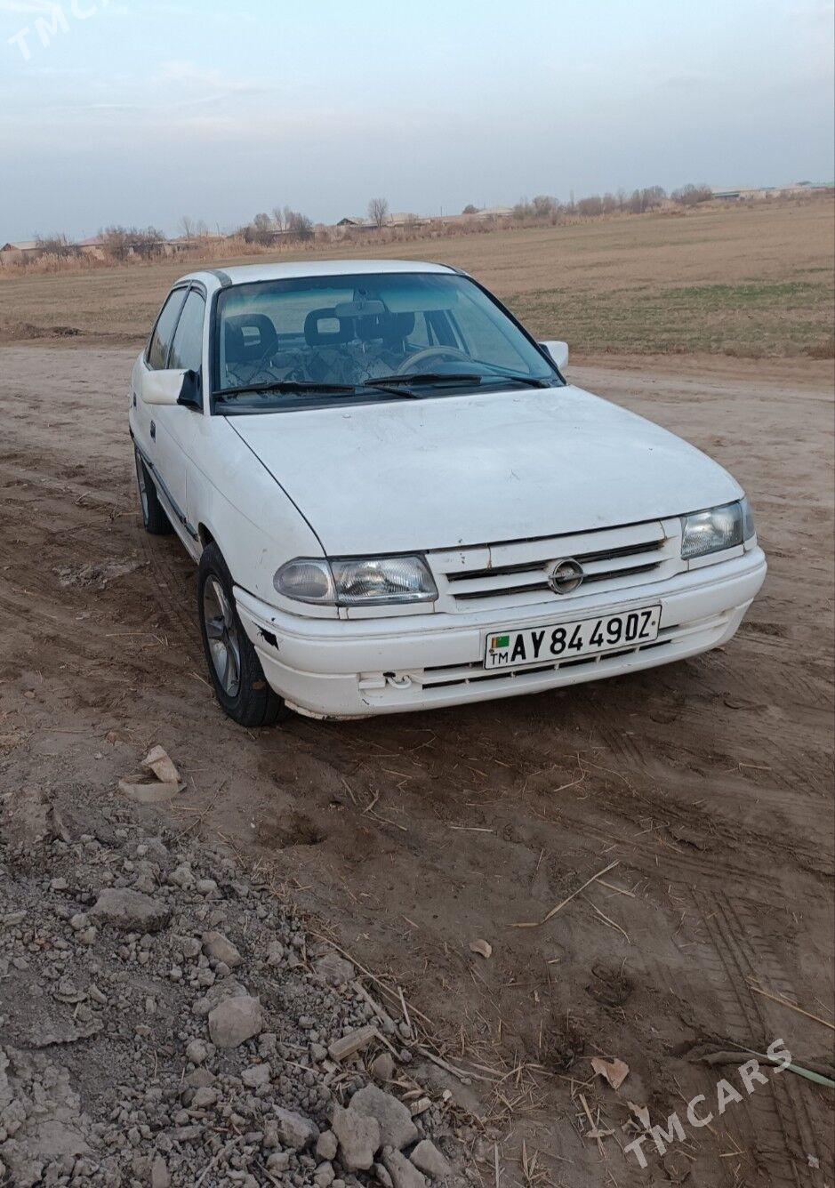 Opel Astra 1992 - 40 000 TMT - Дашогуз - img 3