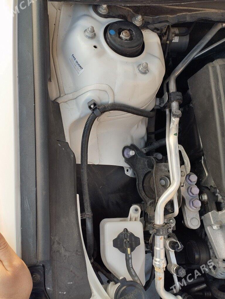 Toyota Camry 2021 - 340 000 TMT - Туркменабат - img 8