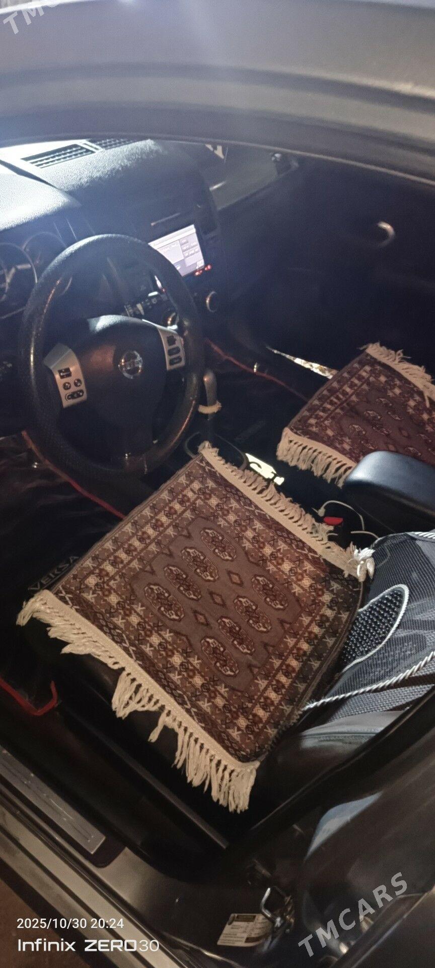 Nissan Versa 2012 - 125 000 TMT - Balkanabat - img 4