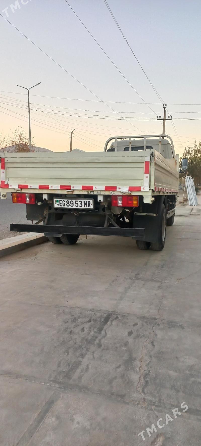 Forland H3 2014 - 135 000 TMT - Байрамали - img 6