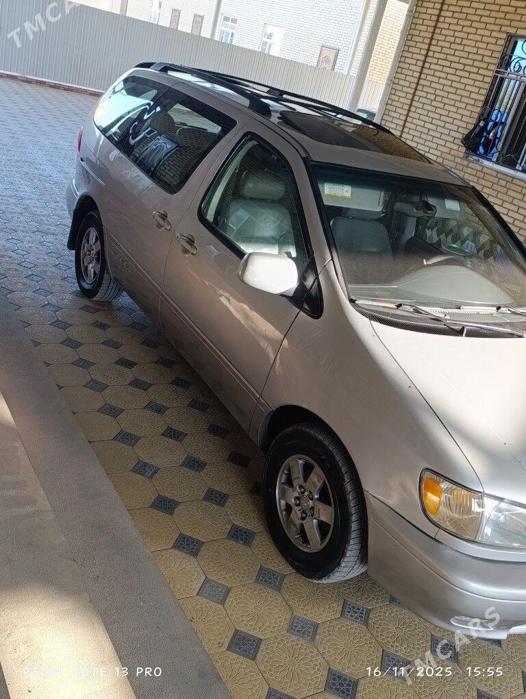 Toyota Sienna 2002 - 185 000 TMT - Мары - img 2