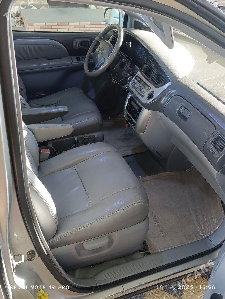 Toyota Sienna 2002 - 185 000 TMT - Мары - img 4