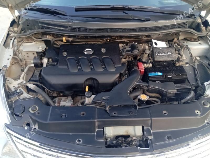 Nissan Versa 2010 - 125 000 TMT - Türkmenabat - img 6