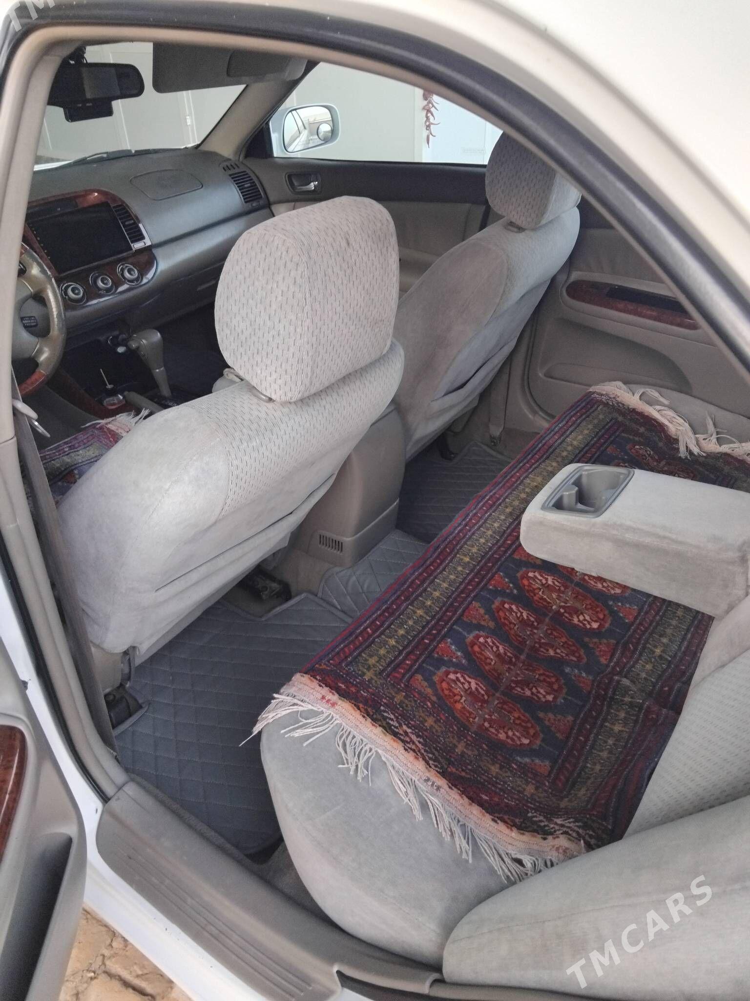 Toyota Camry 2002 - 200 000 TMT - Mary - img 5