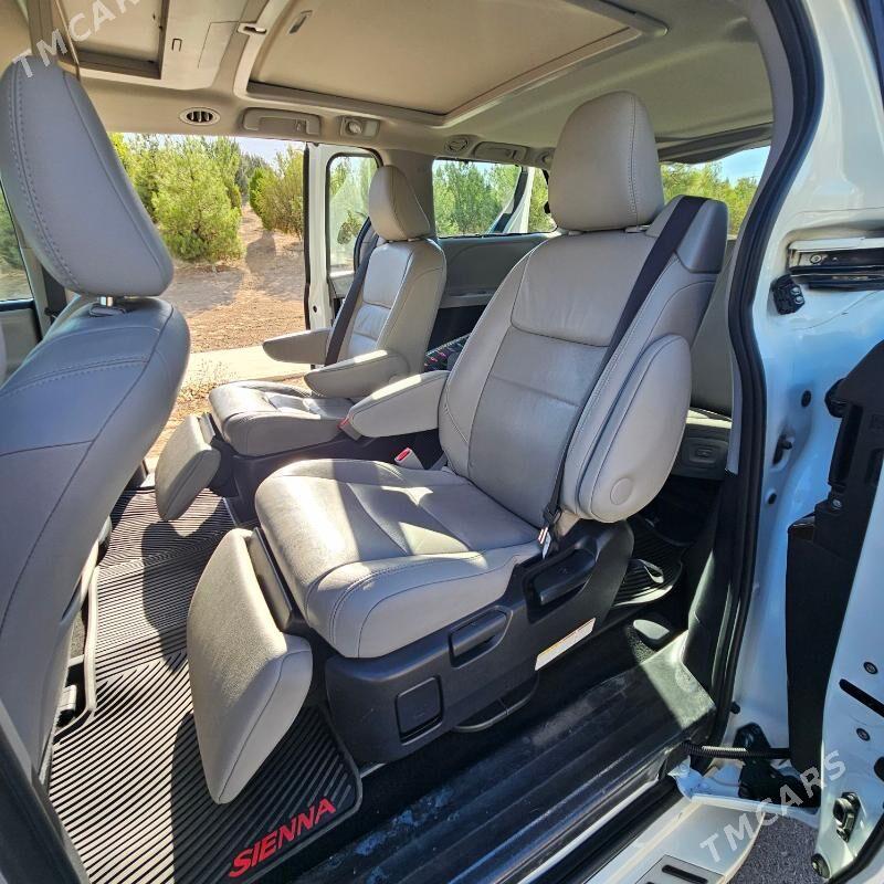 Toyota Sienna 2017 - 450 000 TMT - Aşgabat - img 8