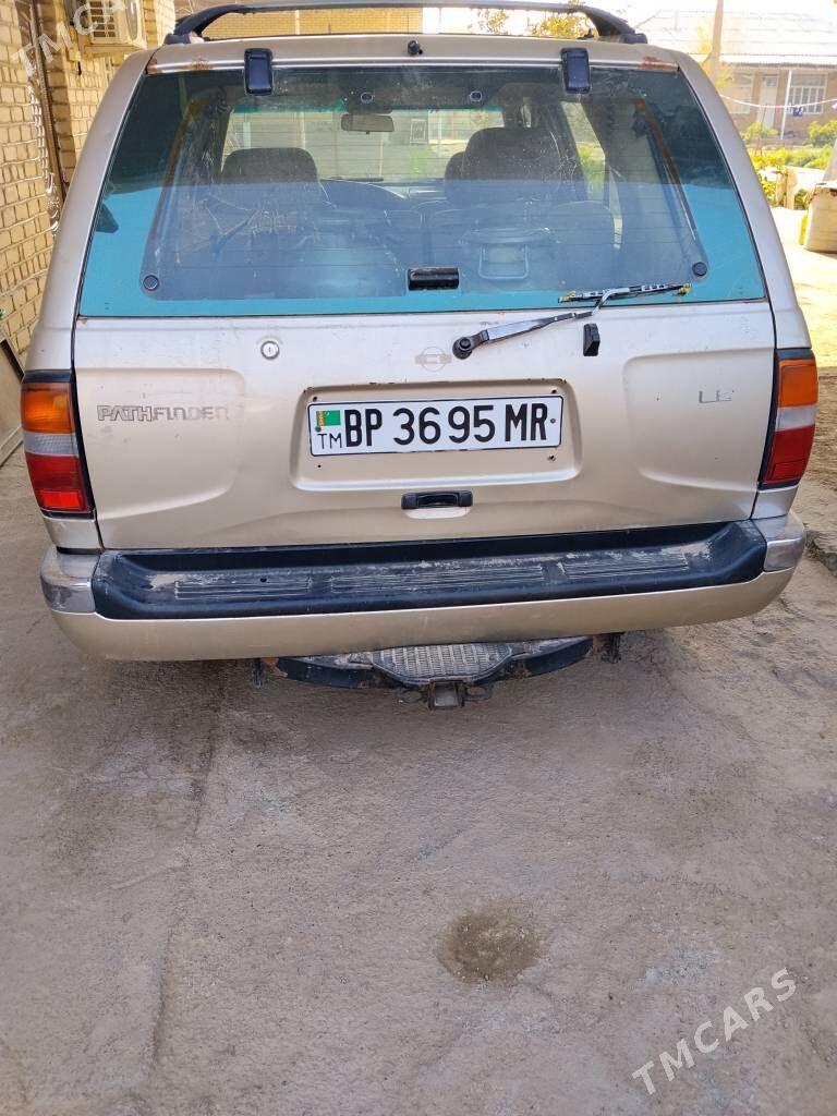Nissan Pathfinder 1998 - 55 000 TMT - Мары - img 4