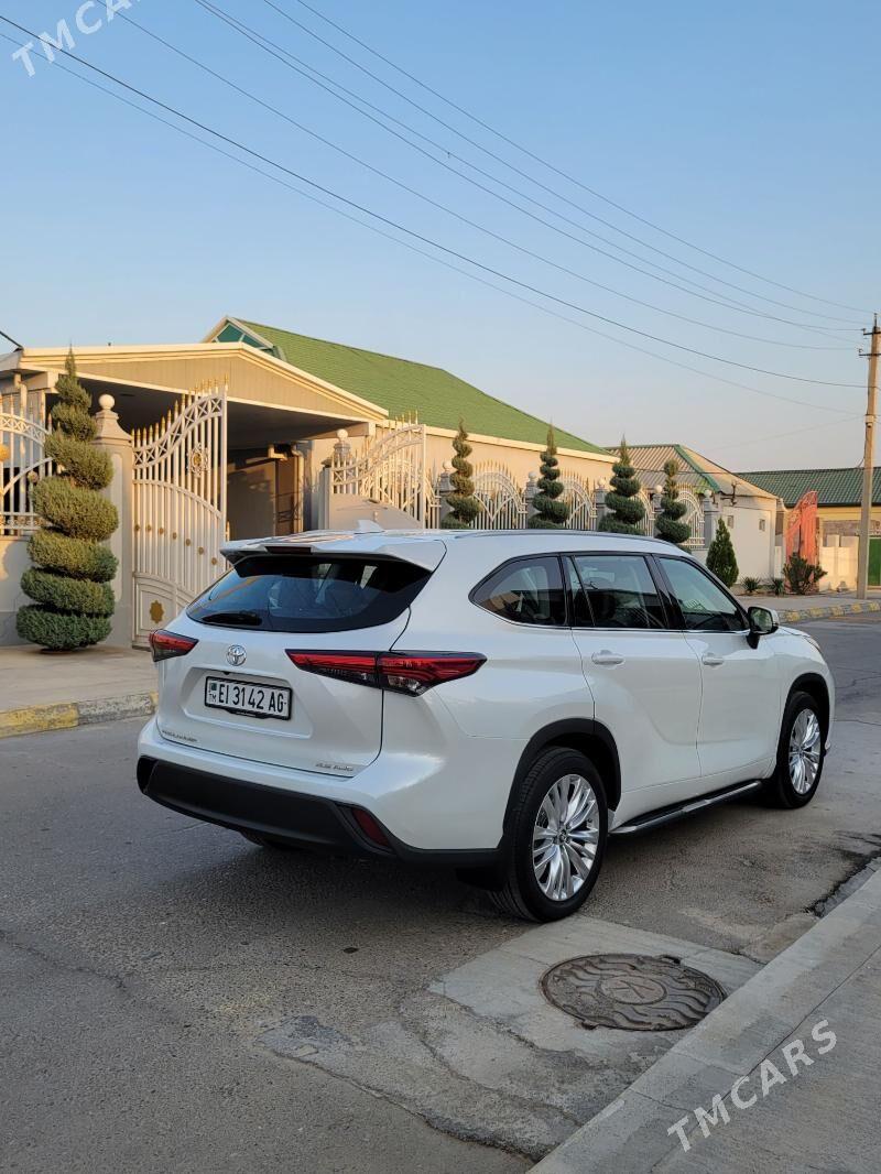 Toyota Highlander 2022 - 610 000 TMT - Ашхабад - img 5
