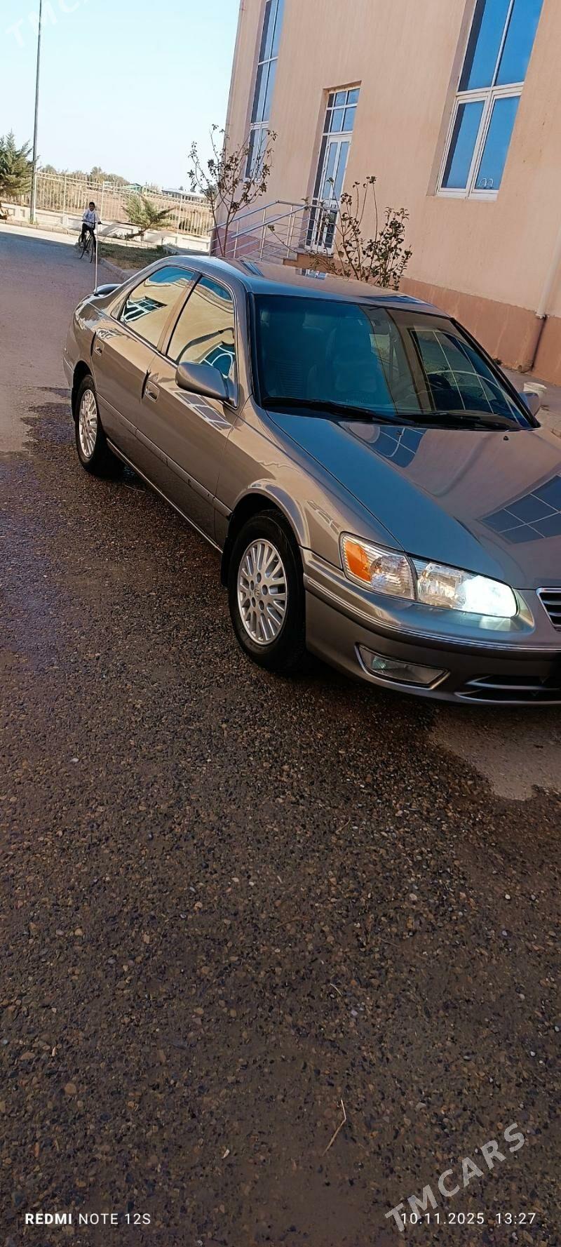Toyota Camry 2001 - 170 000 TMT - Мургап - img 3