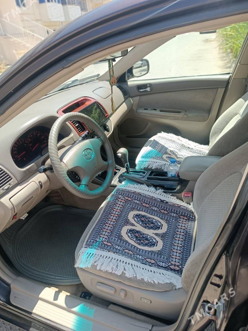 Toyota Camry 2004 - 180 000 TMT - Çärjew - img 7