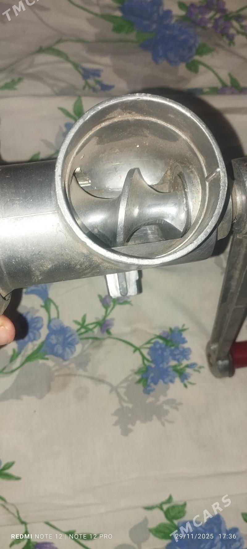 et chikaryan - Кёнеургенч - img 2