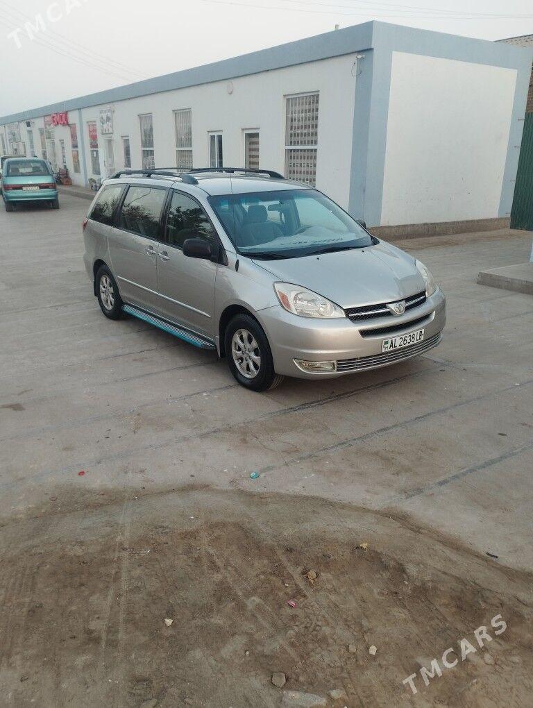Toyota Sienna 2005 - 250 000 TMT - Сакар - img 2