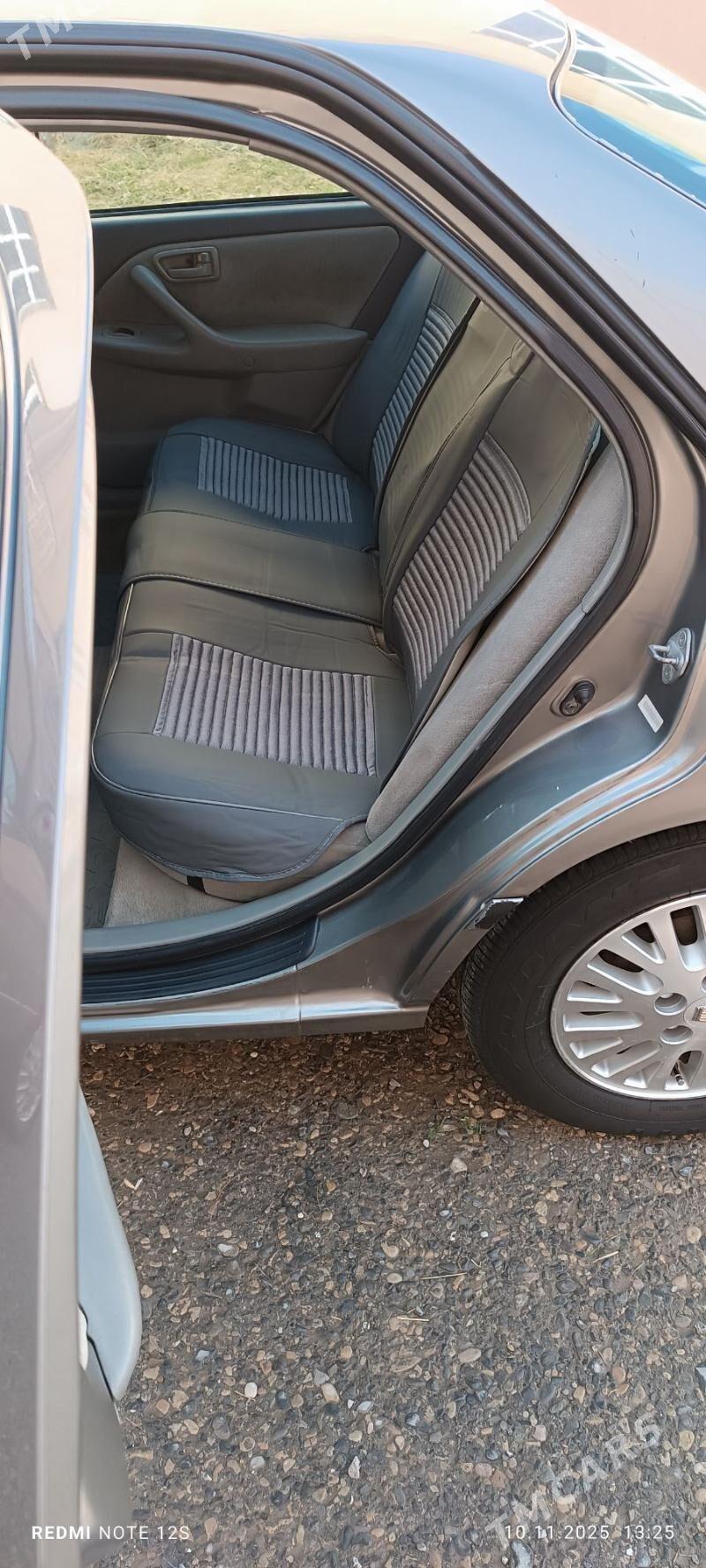 Toyota Camry 2001 - 170 000 TMT - Мургап - img 4