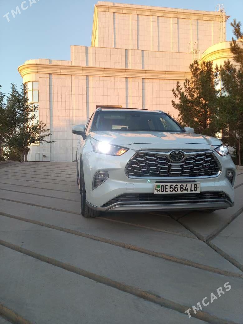 Toyota Highlander 2022 - 550 000 TMT - Türkmenabat - img 8