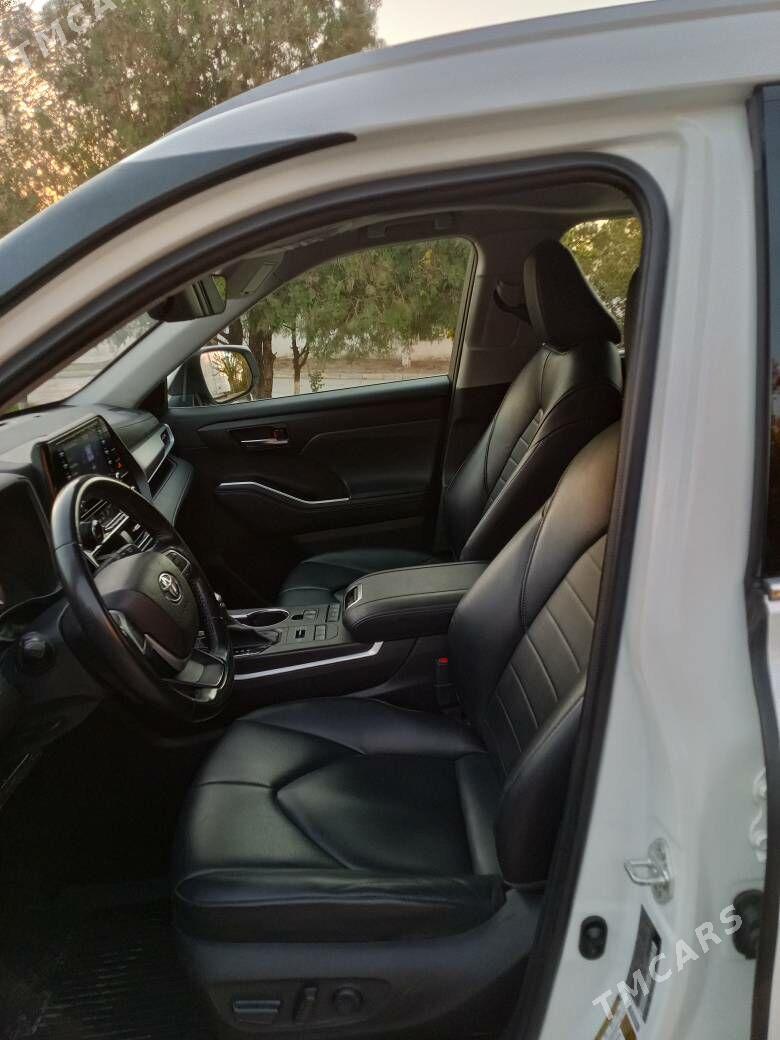 Toyota Highlander 2022 - 550 000 TMT - Türkmenabat - img 6