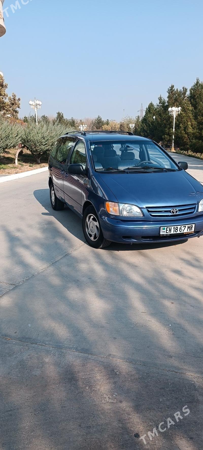 Toyota Sienna 2002 - 146 000 TMT - Мары - img 2