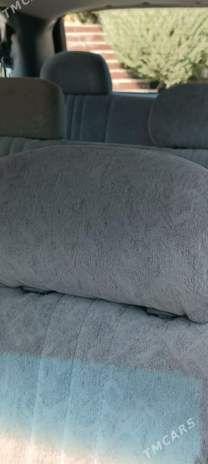 Toyota Sienna 2002 - 146 000 TMT - Мары - img 10