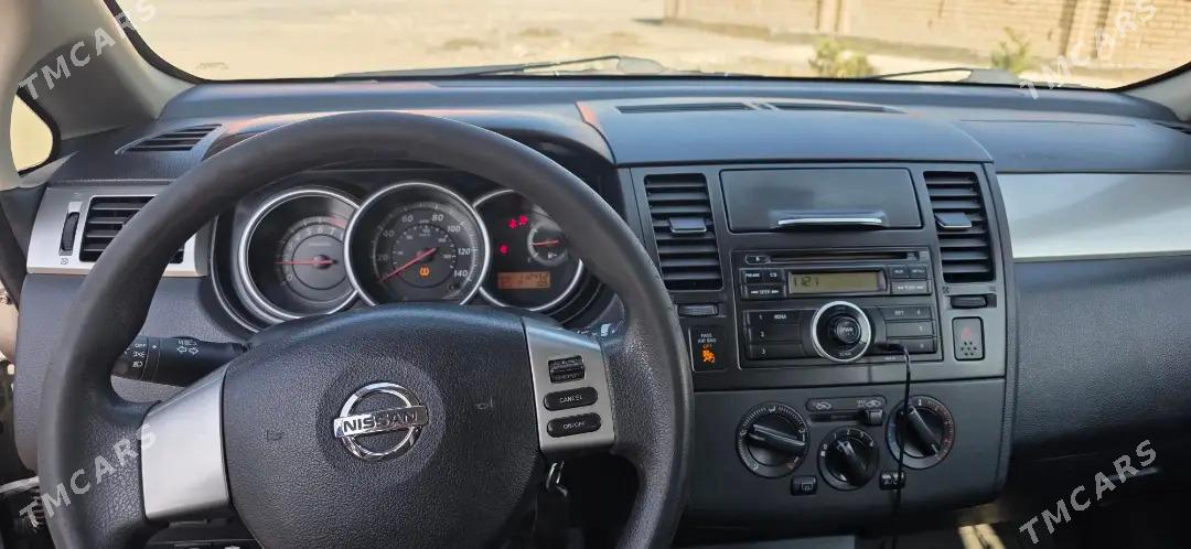 Nissan Versa 2011 - 125 000 TMT - Мары - img 7