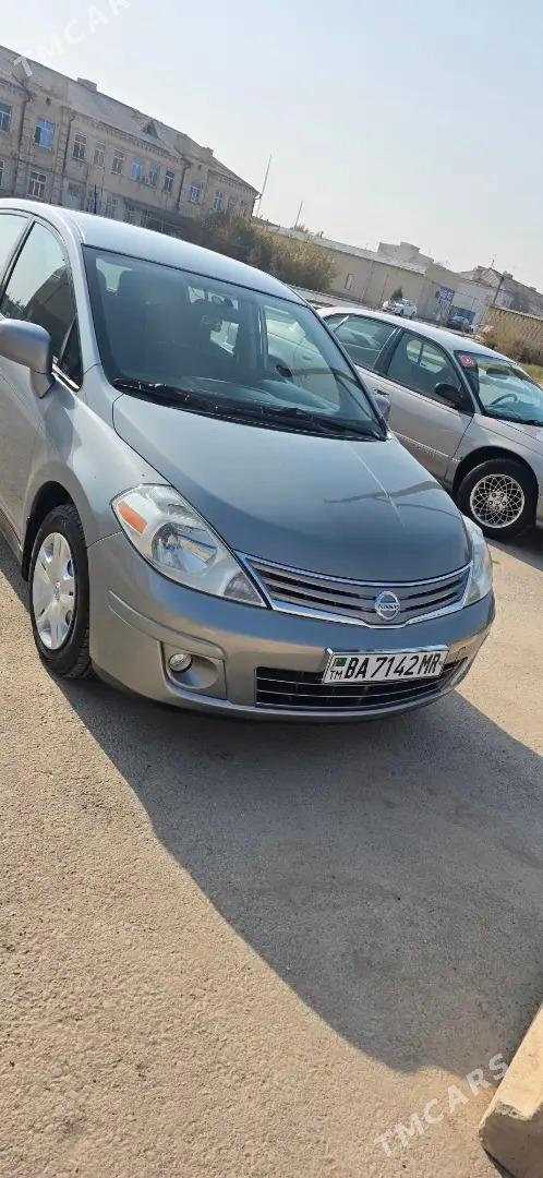 Nissan Versa 2011 - 125 000 TMT - Мары - img 1