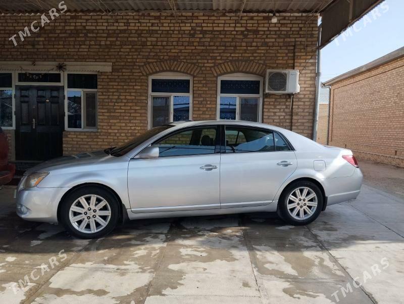Toyota Avalon 2006 - 185 000 TMT - Мары - img 4