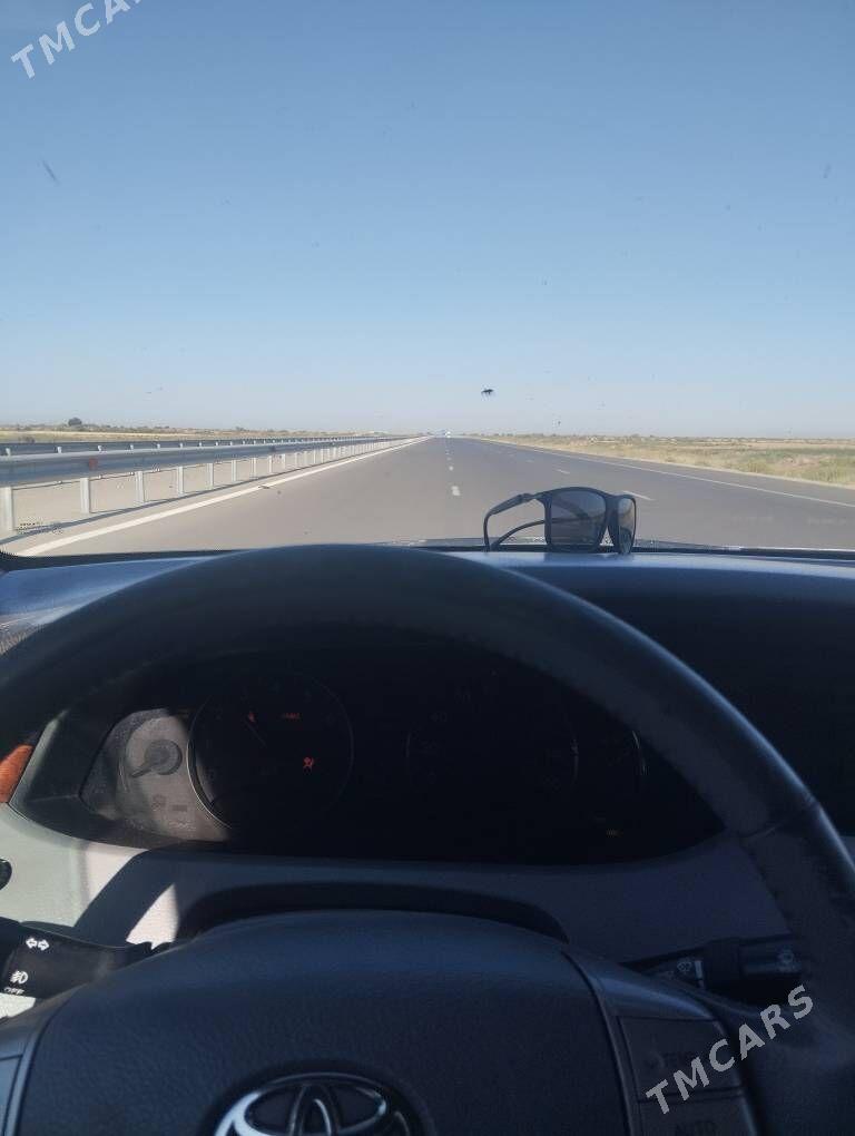 Toyota Avalon 2006 - 185 000 TMT - Мары - img 5