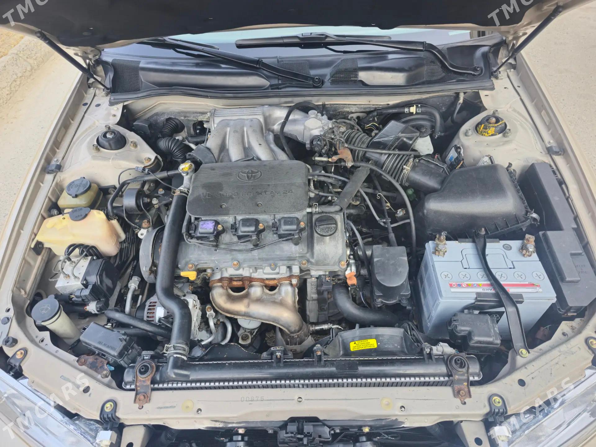 Toyota Camry 2000 - 235 000 TMT - Мары - img 4