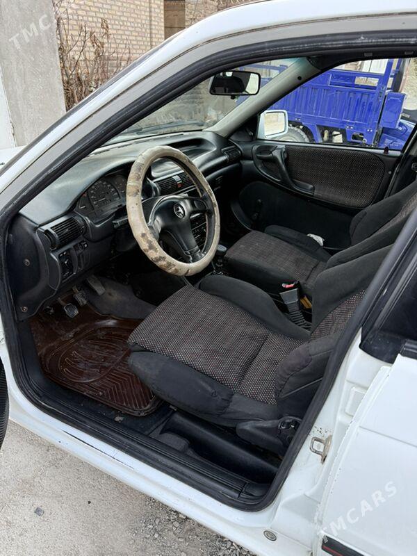 Opel Astra 1993 - 43 000 TMT - Bäherden - img 3