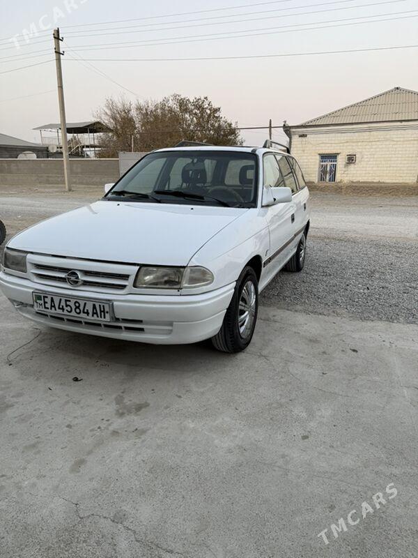 Opel Astra 1993 - 43 000 TMT - Bäherden - img 9