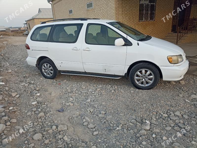 Toyota Sienna 2002 - 140 000 TMT - Байрамали - img 3