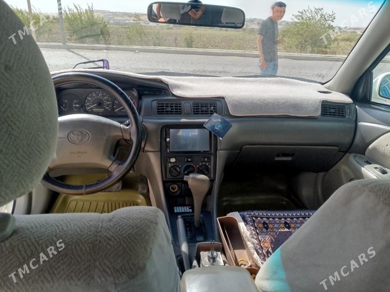 Toyota Camry 2001 - 115 000 TMT - Тагтабазар - img 5