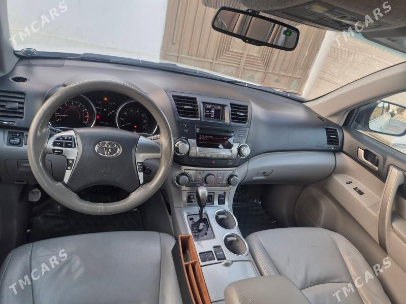 Toyota Highlander 2012 - 325 000 TMT - Ашхабад - img 6