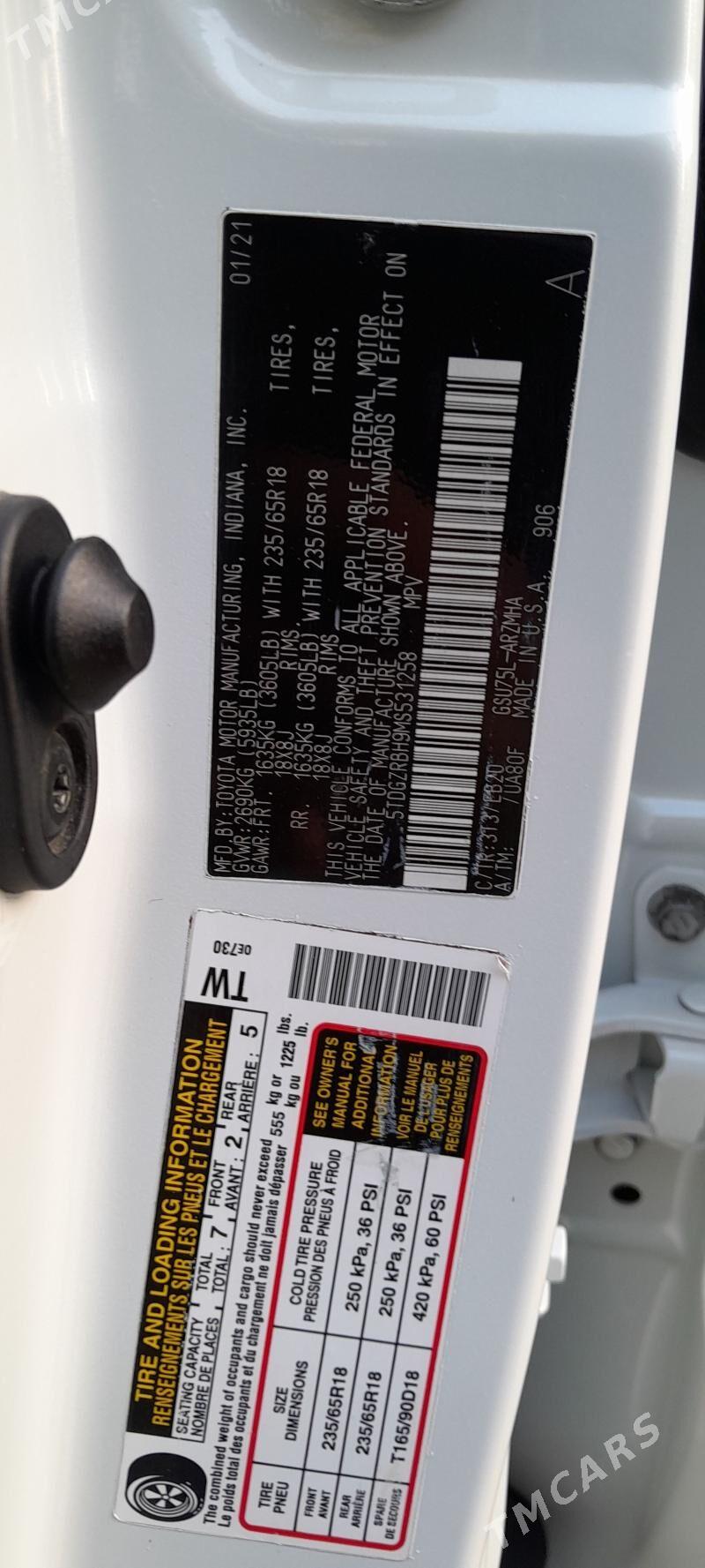 Toyota Highlander 2021 - 570 000 TMT - Ашхабад - img 1