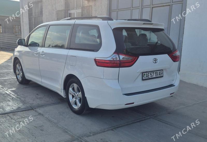 Toyota Sienna 2015 - 349 000 TMT - Aşgabat - img 3