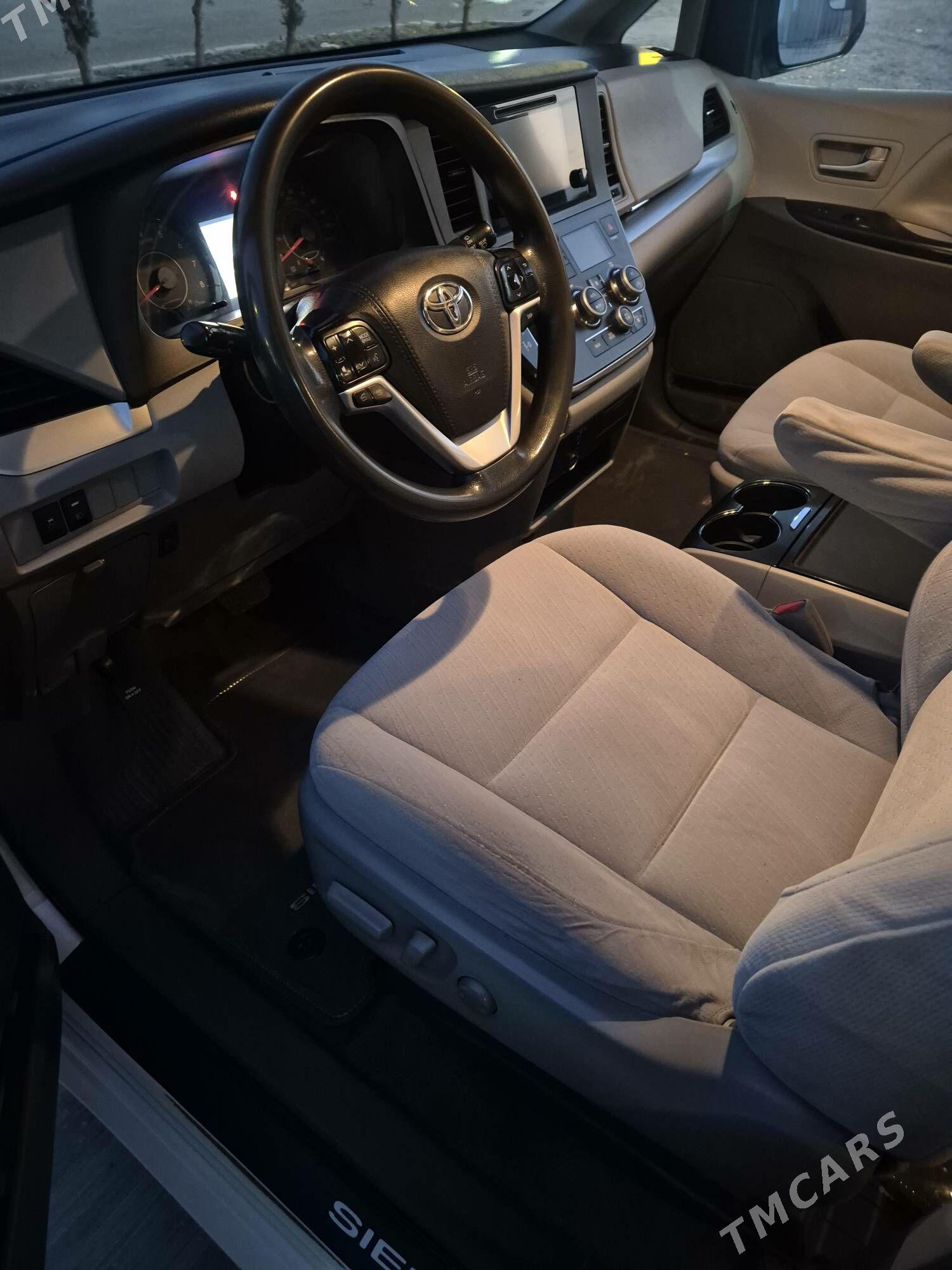 Toyota Sienna 2015 - 349 000 TMT - Aşgabat - img 5