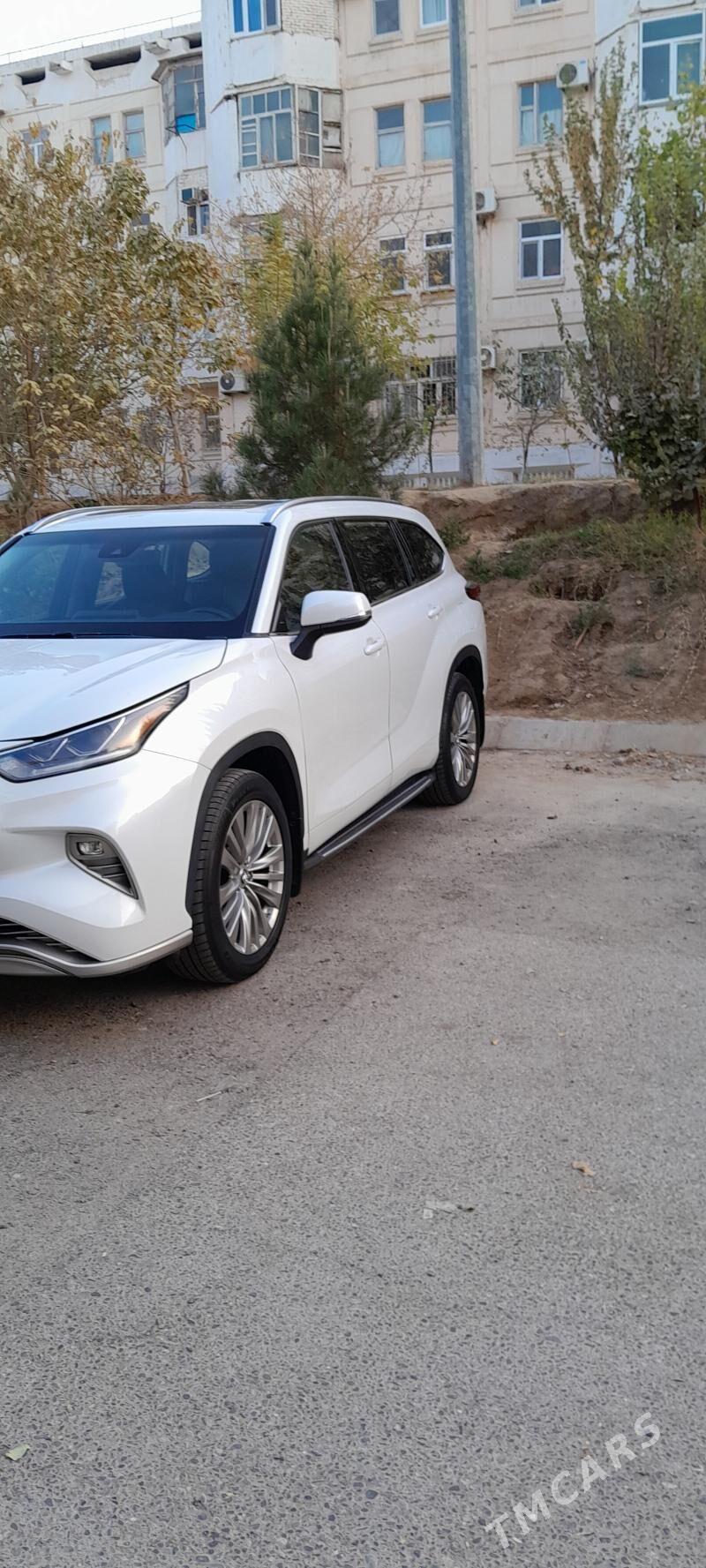 Toyota Highlander 2021 - 570 000 TMT - Ашхабад - img 4