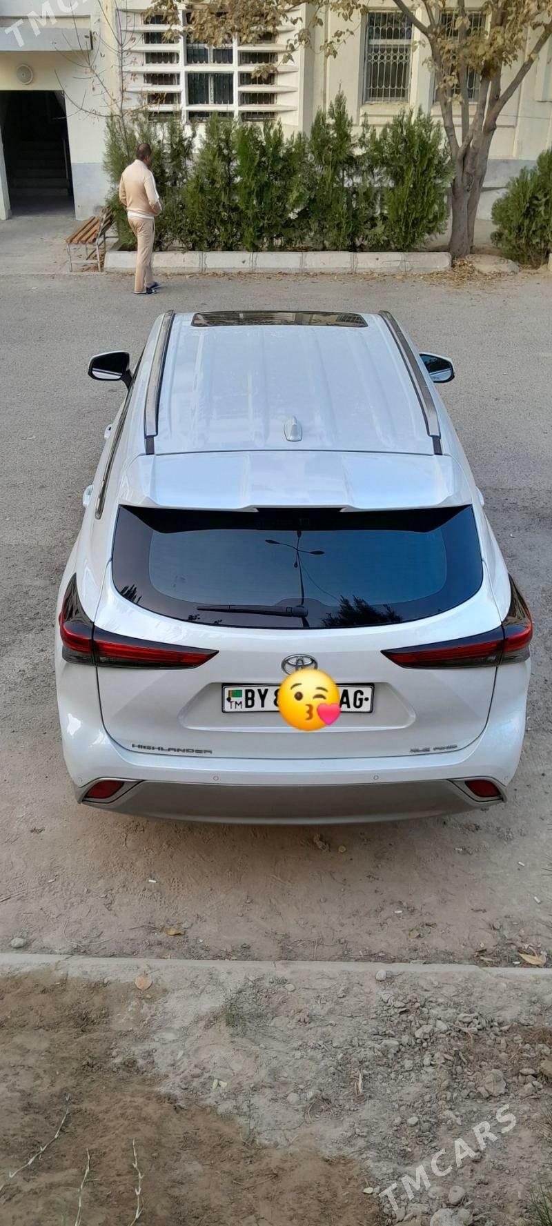 Toyota Highlander 2021 - 570 000 TMT - Ашхабад - img 3