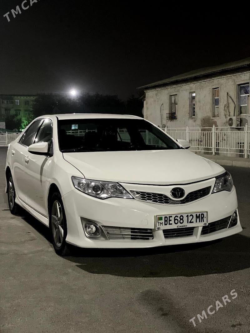 Toyota Camry 2012 - 230 000 TMT - Мары - img 4