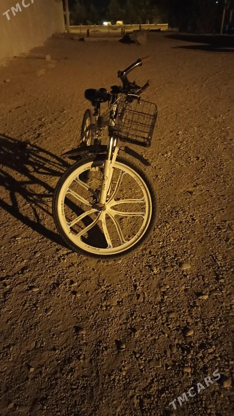 bmw - Balkanabat - img 2