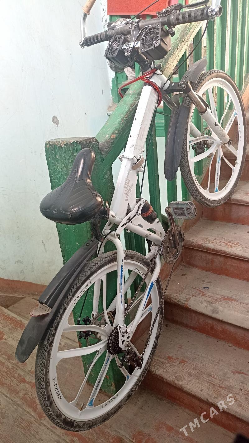 bmw - Balkanabat - img 1