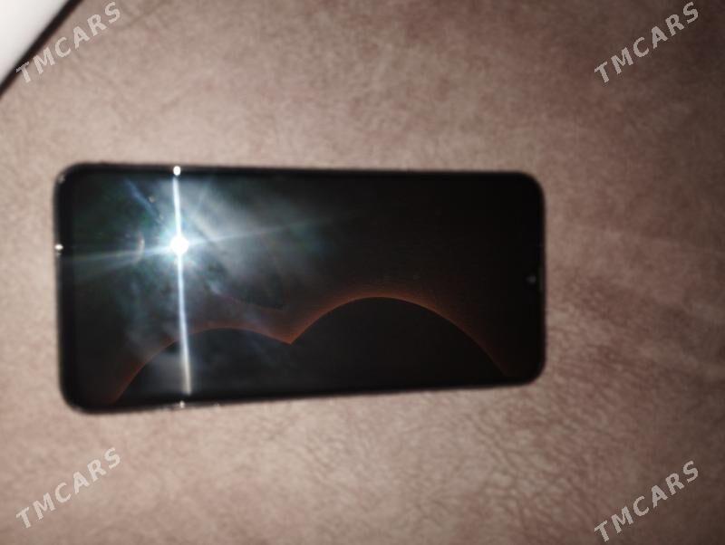 Samsung A40 - 4 mkr - img 2