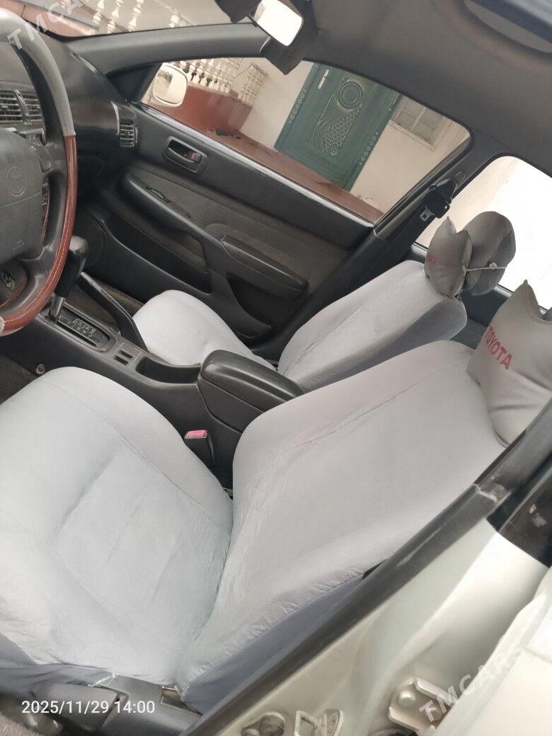 Toyota Carina 1996 - 85 000 TMT - Türkmenbaşy etr. - img 1