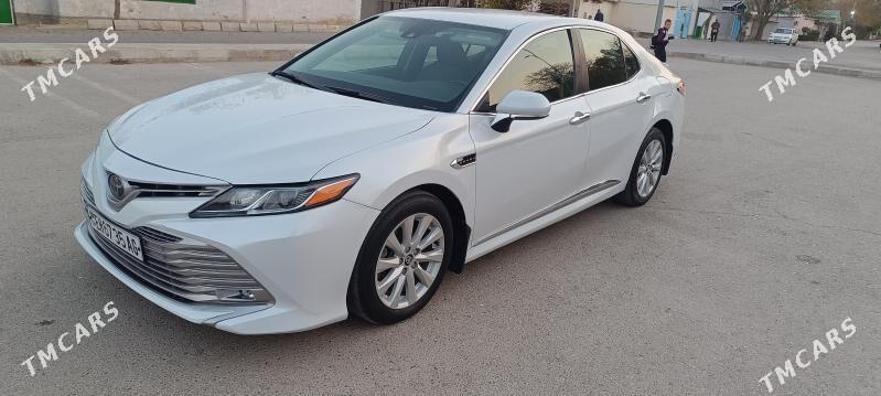 Toyota Camry 2020 - 295 000 TMT - Gagarin köç, köne Howa menzili - img 2