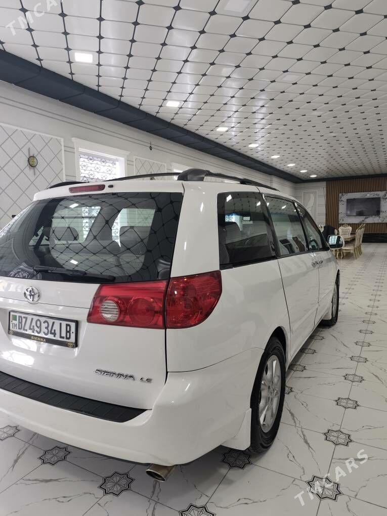 Toyota Sienna 2007 - 240 000 TMT - Туркменабат - img 5
