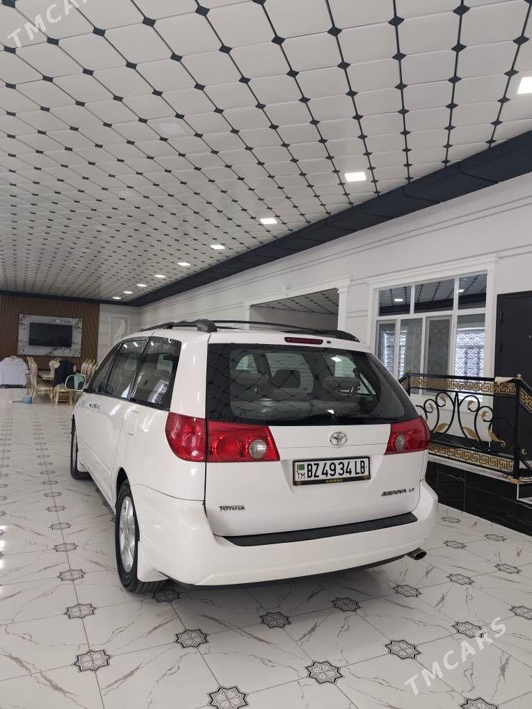 Toyota Sienna 2007 - 240 000 TMT - Туркменабат - img 4